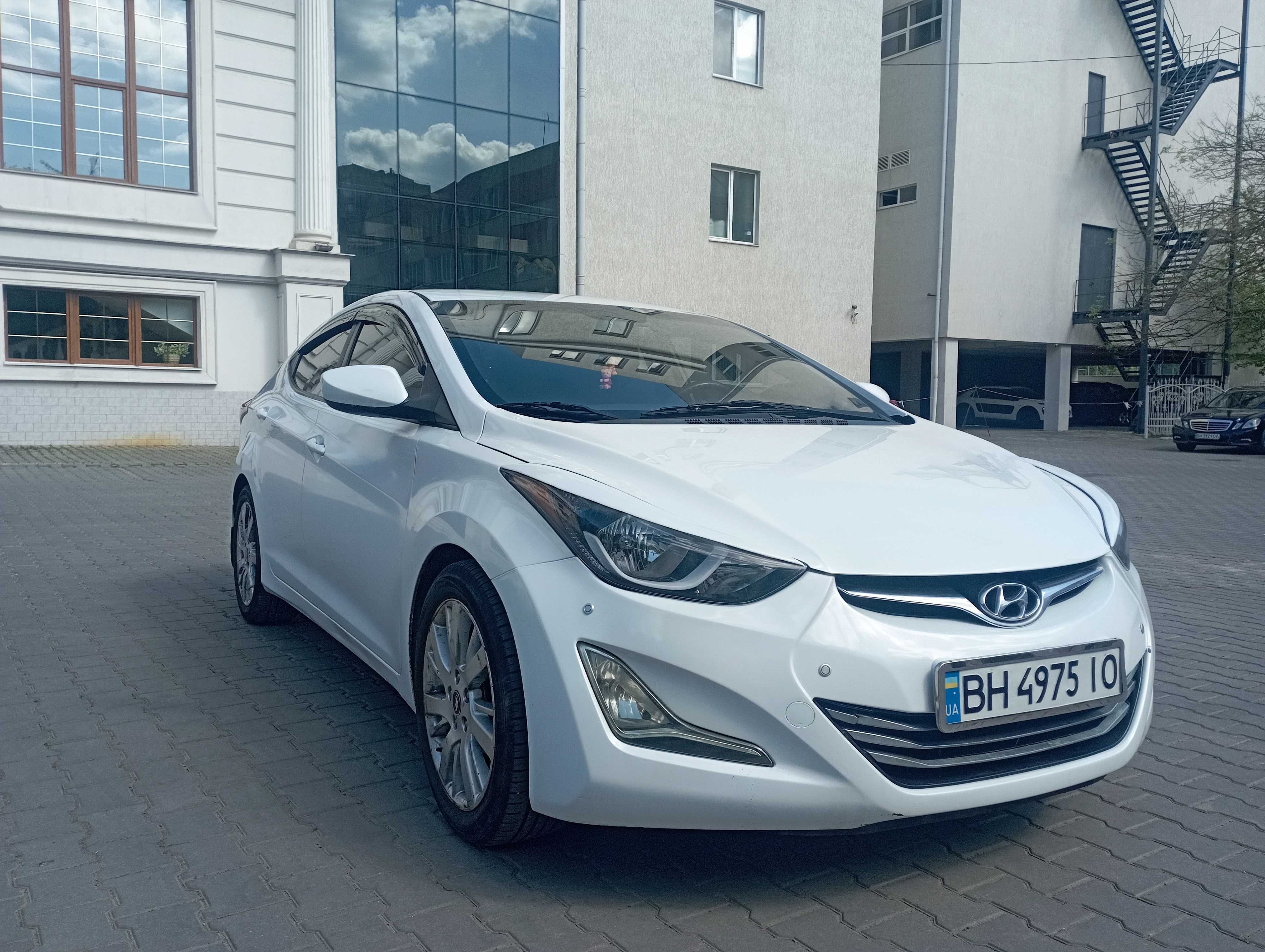 Продам Hyundai Elantra 2015