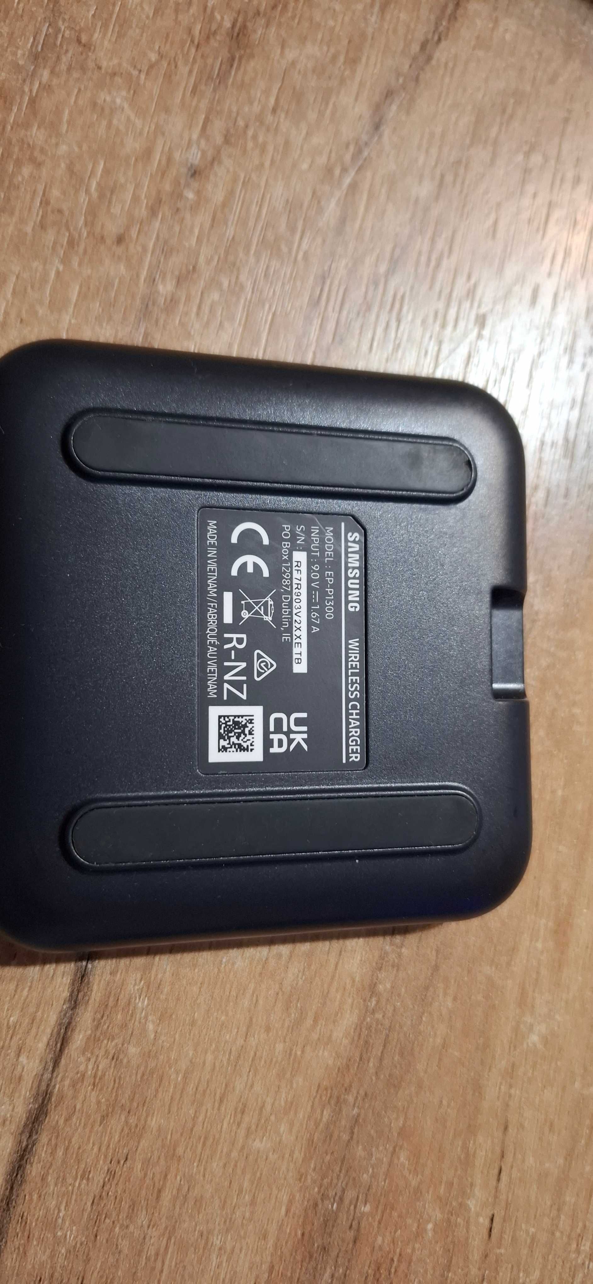 ładowarka indukcyjna Samsung EP-P1300 nowa