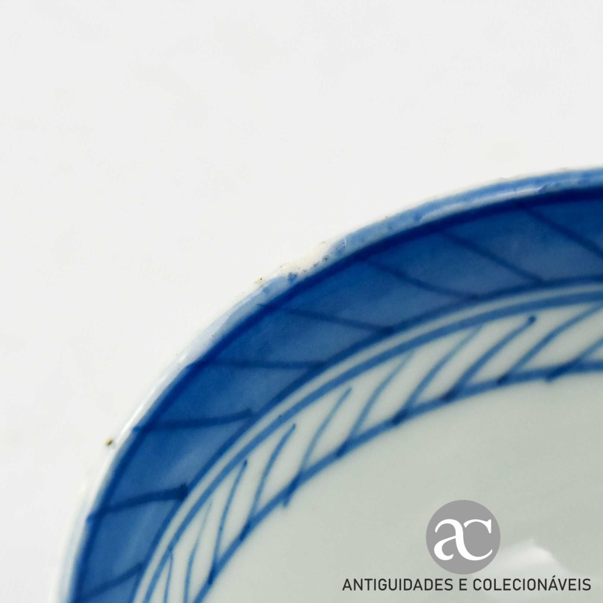 Taça Porcelana da China decoração Azul e Branca Dinastia Qing