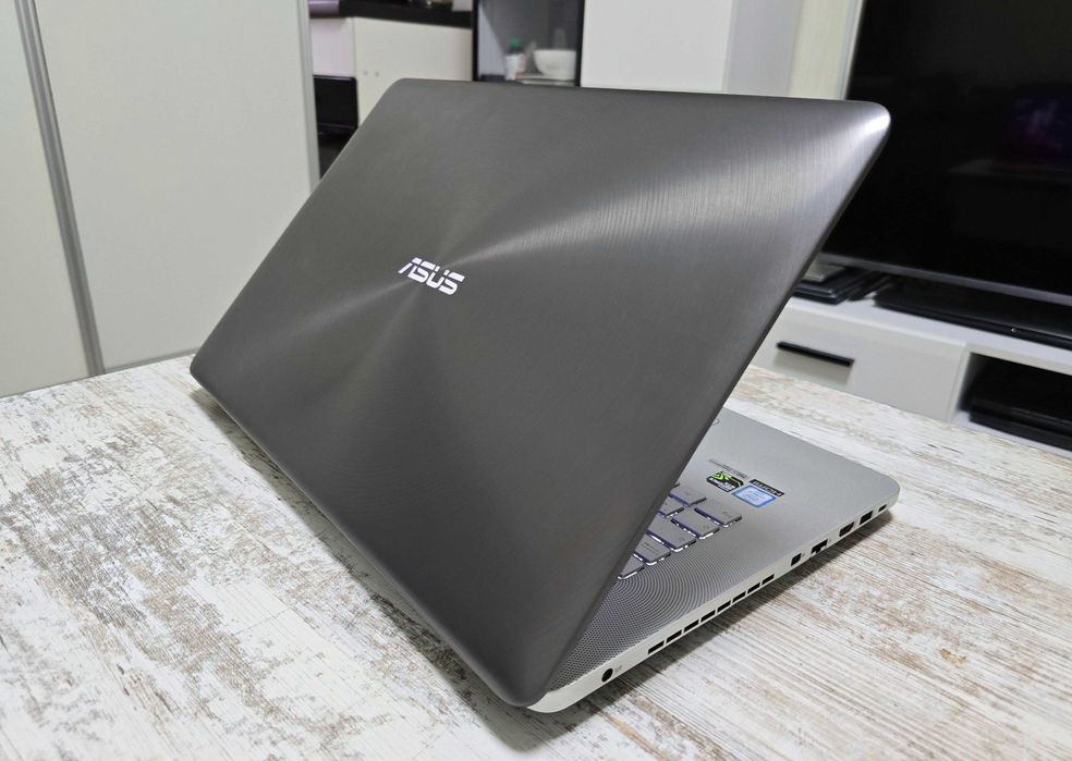17.3 IPS Игровой Asus (Core i7/Nvidia GTX 4GB/12GB DDR4/SSD 128GB+1TB)