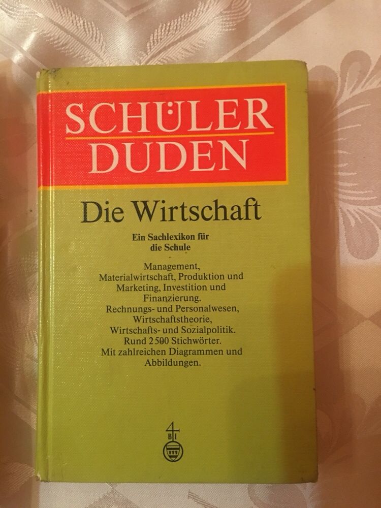 Словари, книги из Германии DUDEN