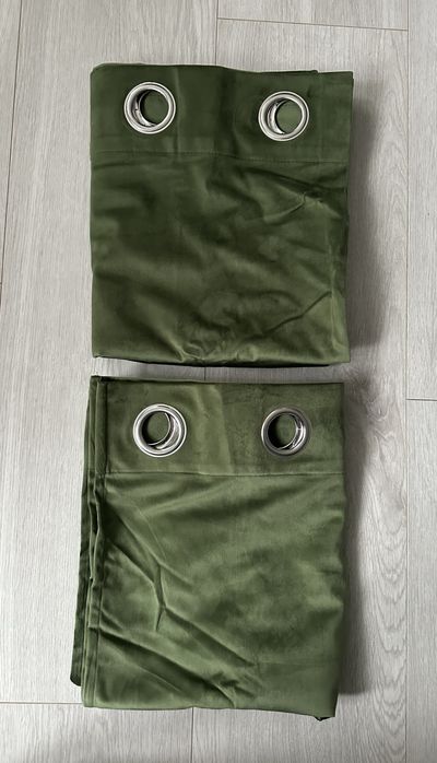 2 Zasłony 117x137cm Aksamitne Zaciemniające Termiczne Na Przelotkach