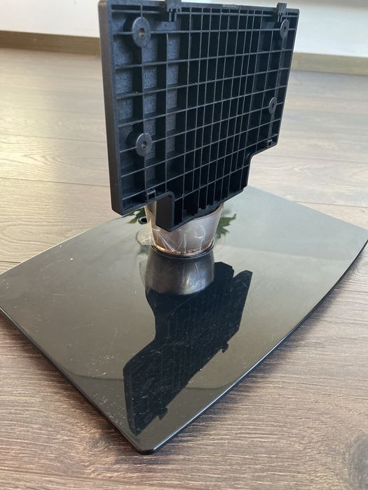 SUPORTE para televisao elegante