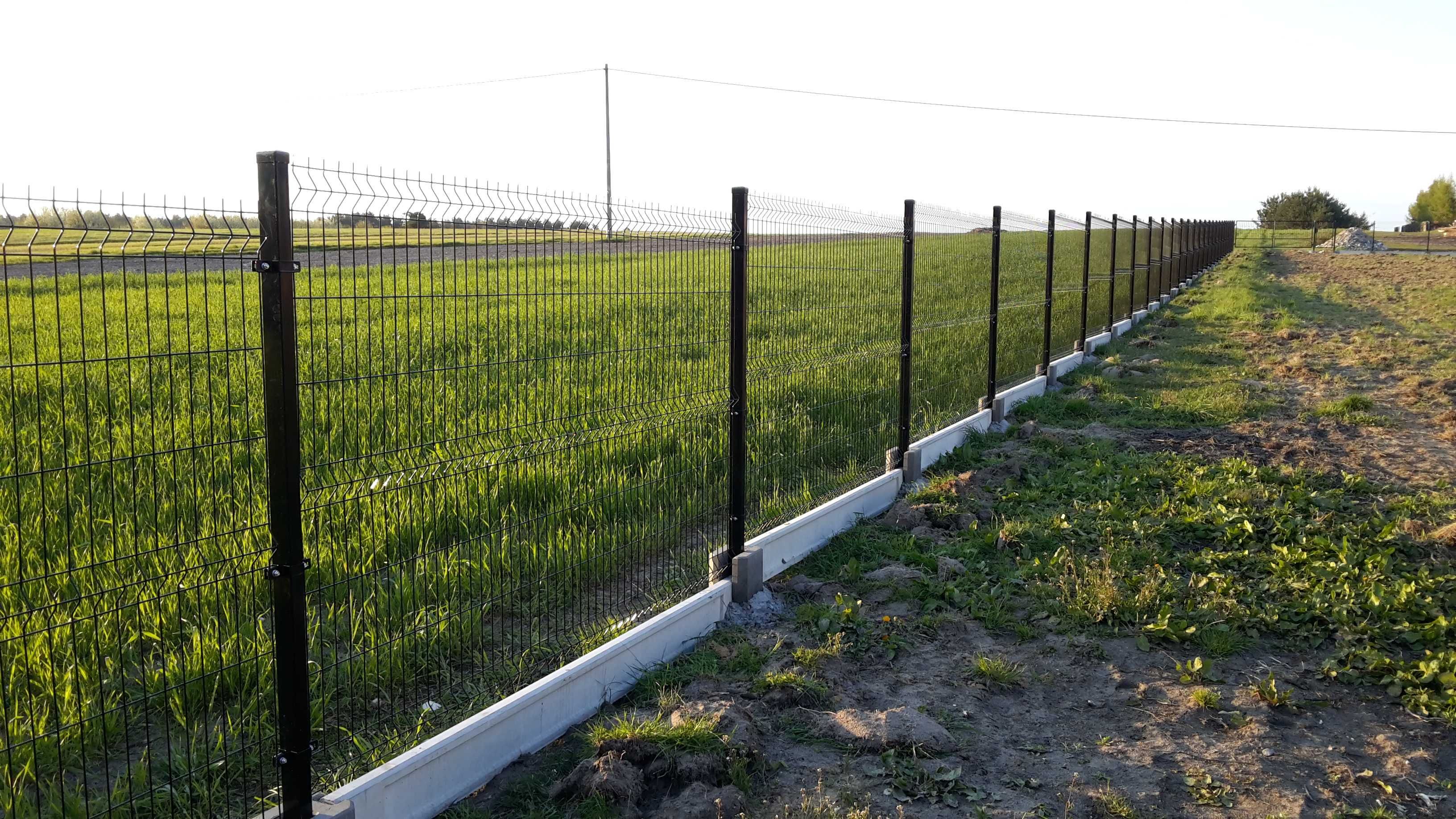 Kompletne ogrodzenie panel 133cm oc+ral podmurówka 20cm URANOS