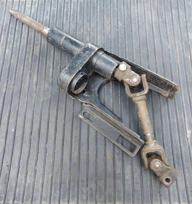 Рулевой вал Ваз 2104  2105  2107