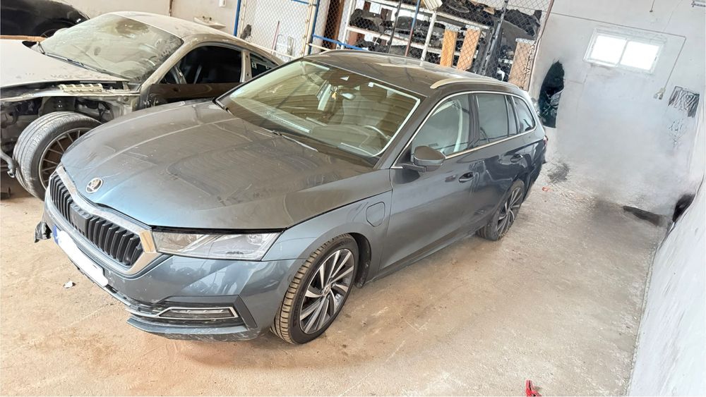 Skoda octavia 1.4 TSI DSG 2022 com iva