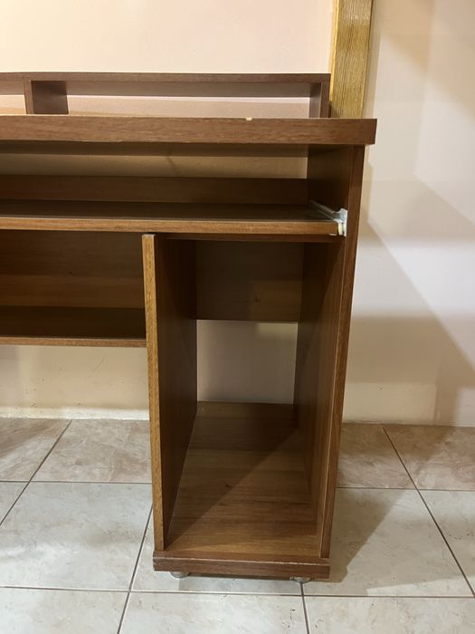 Компютерний стіл , для компʼютера, робочий стіл