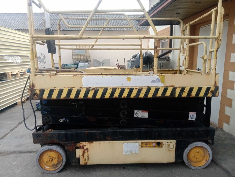 Podnośnik nożycowy/ platforma roboczy