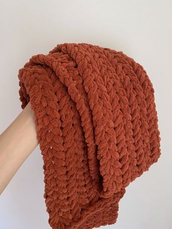 Мягкий плюшевый шарф вязаный