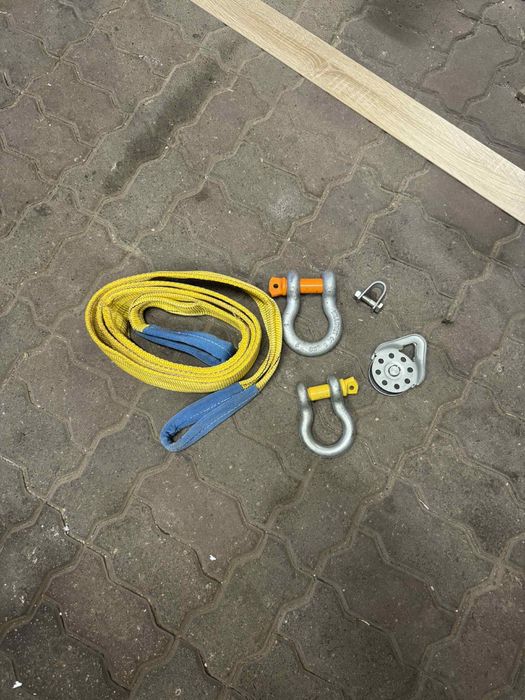 Lina Kinetyk 10m 40mm szerokosci, zawiesie oraz szekle. Offroad