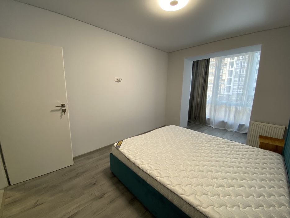 2 кімнатна квартира з ремонтом в Центрі