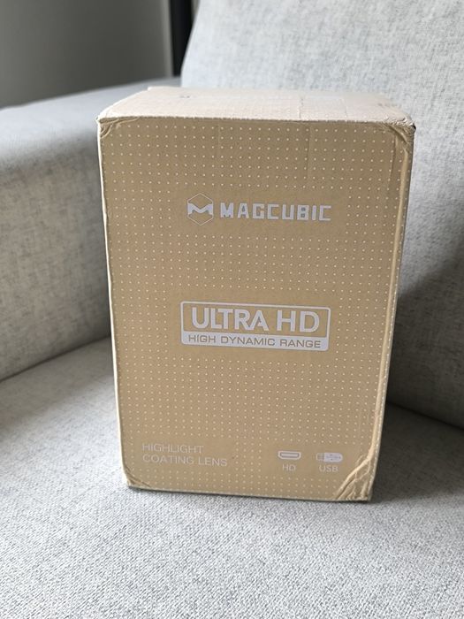 Mini projetor portátil HY300