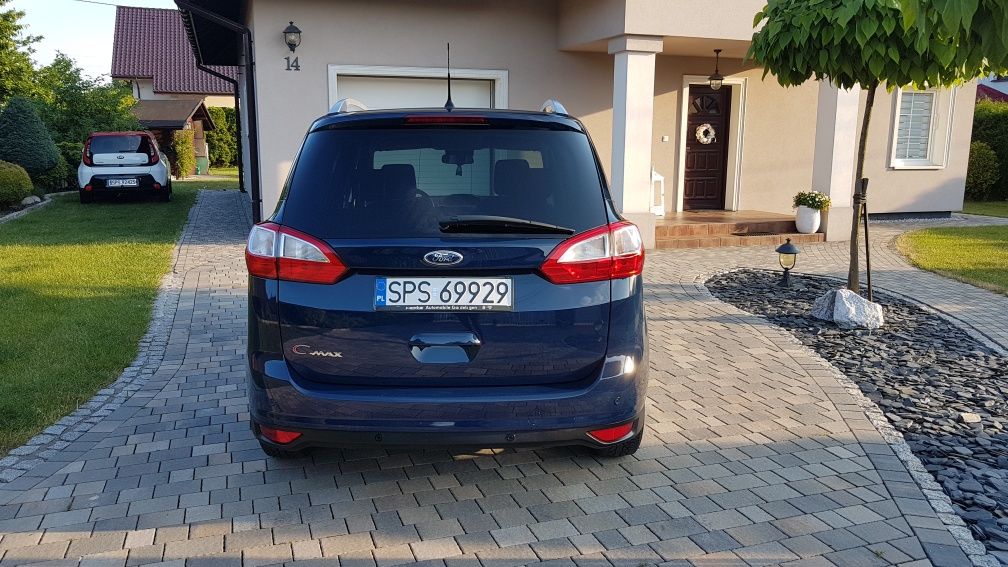 Ford c-max grand