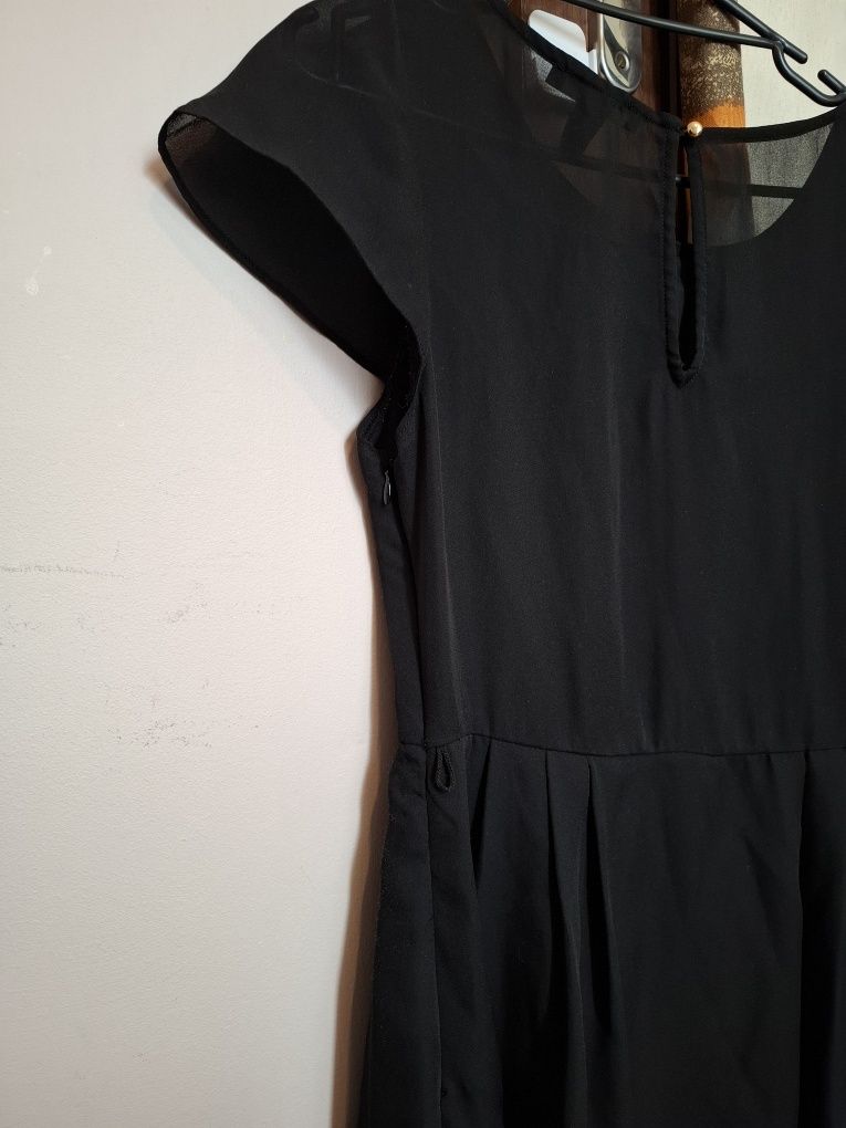 Urocza mała czarna sukienka forever 21 M lekka zwiewna dziewczęca