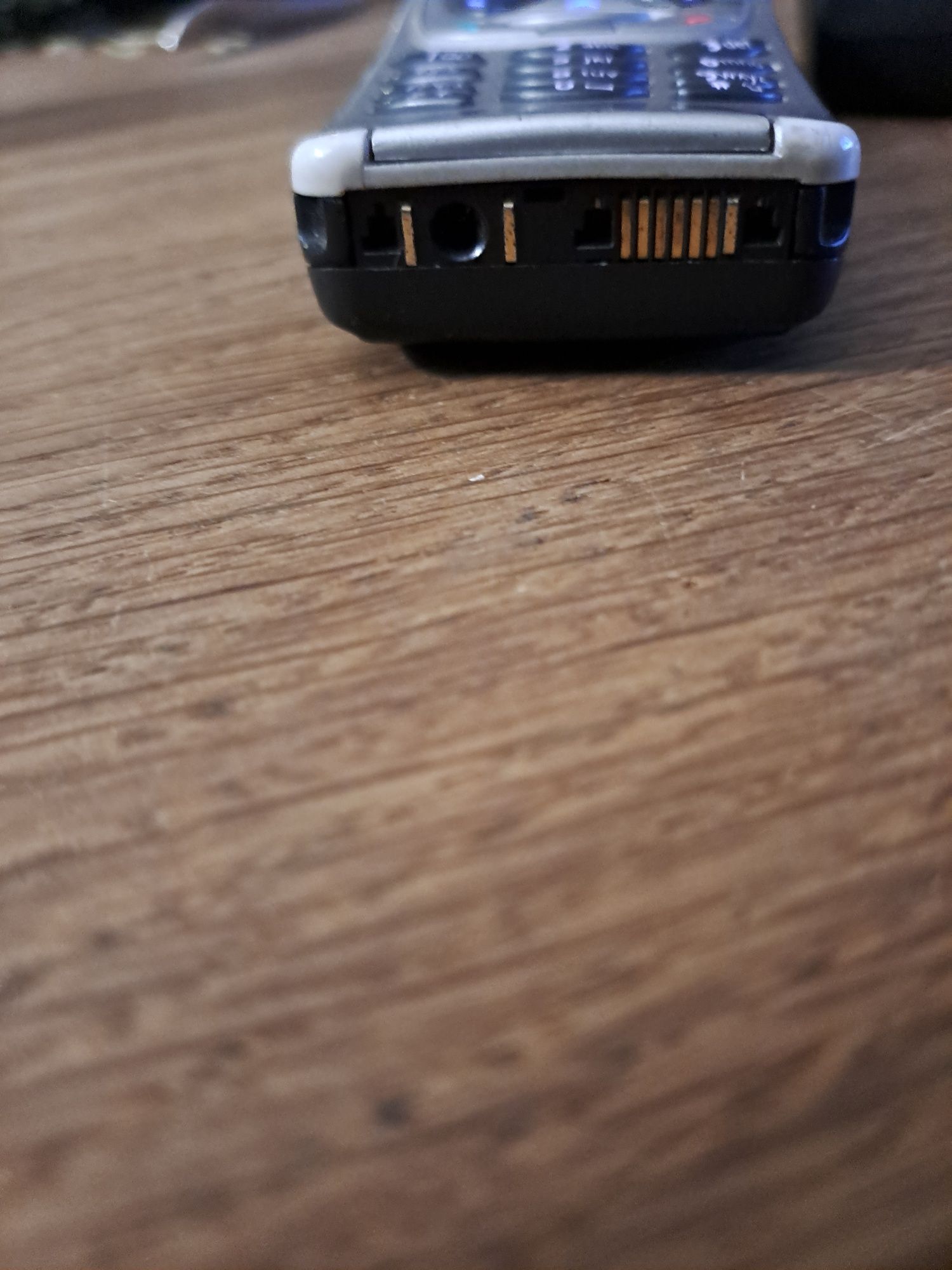 Ponadczasowa  NOKIA 6310 i  z Ładowarką  - Sprawna