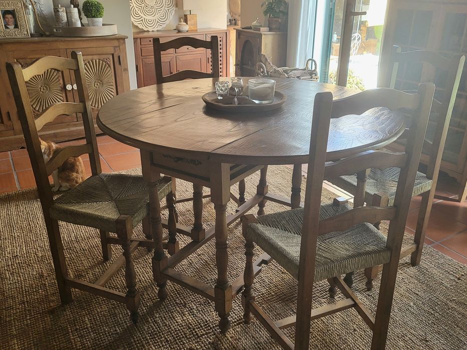 mesa e 4 cadeiras, dobravel, refeições, rustico