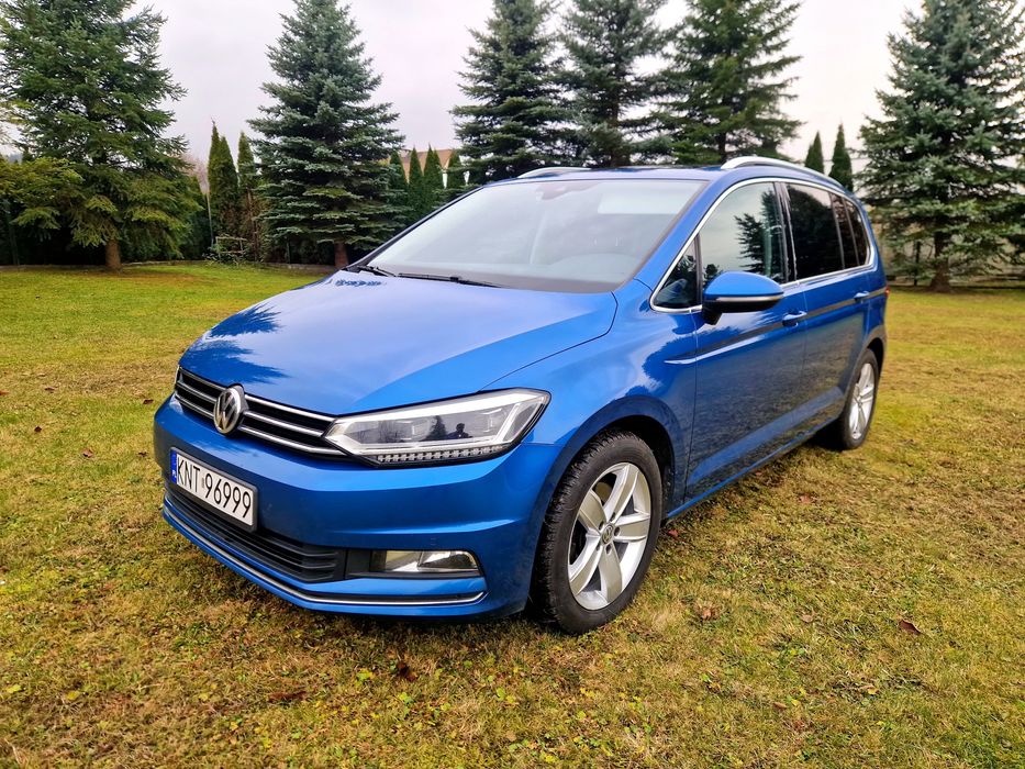 Volkswagen Touran 2.0 TDI DSG  5 osób