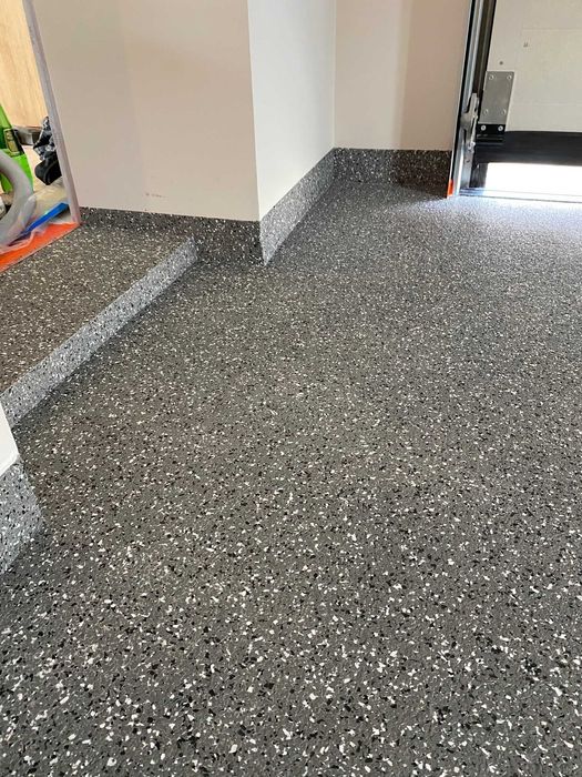 Posadzki żywiczne, dekoracyjne, przemysłowe/garażowe. Mikrocement