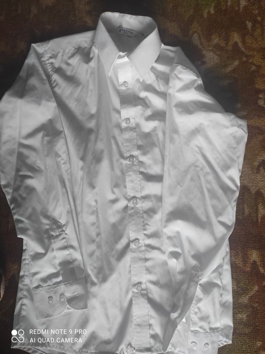 Сорочка біла для хлопчика 8, 13-14 років.
