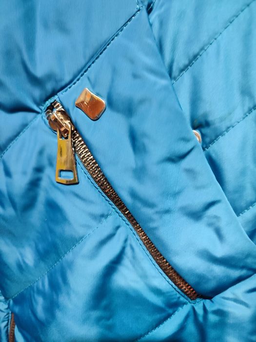 Продам куртку бу в отличном состоянии