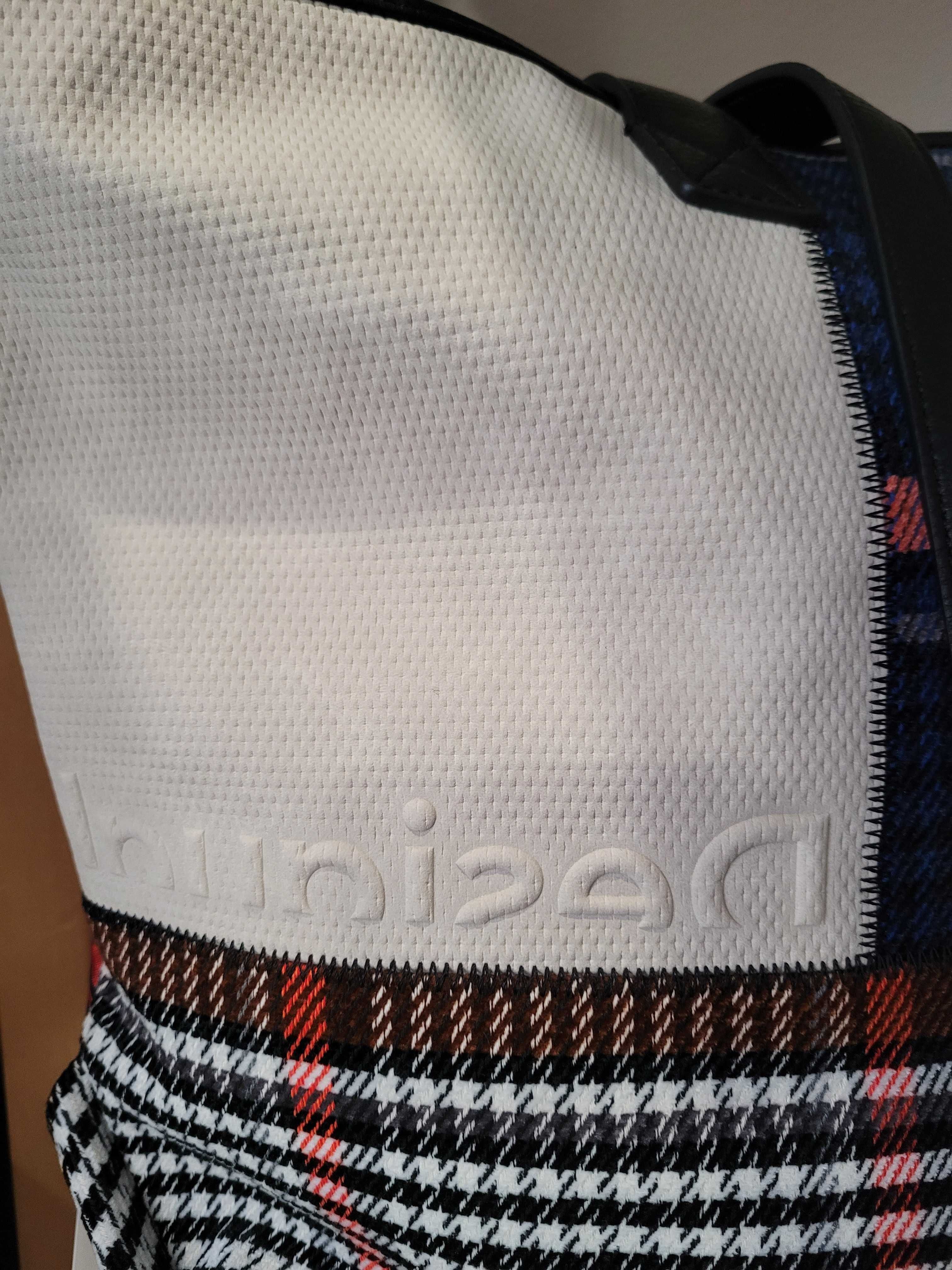 Torebka typu shopper w krate