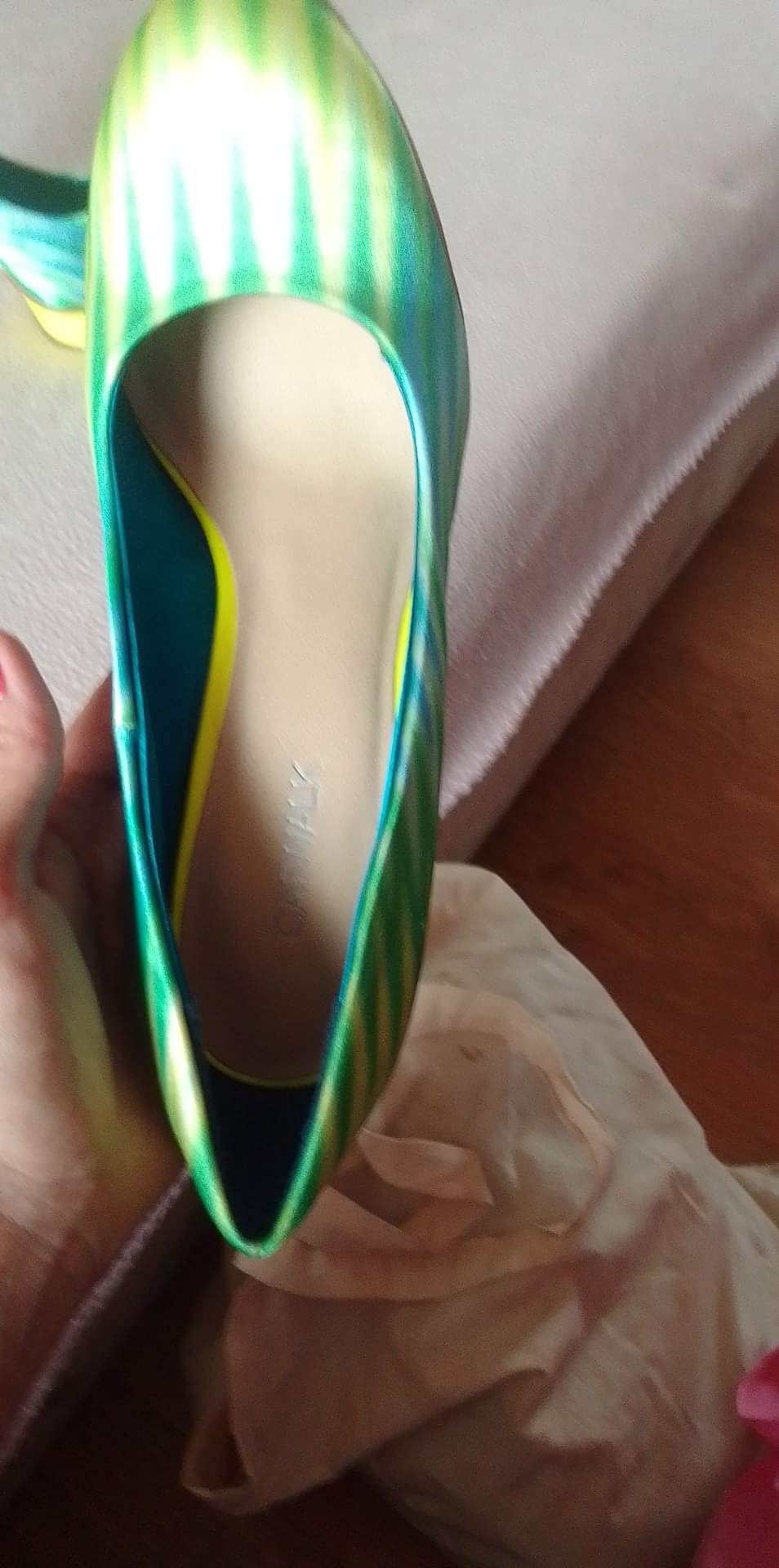Buty na dużym obcasie