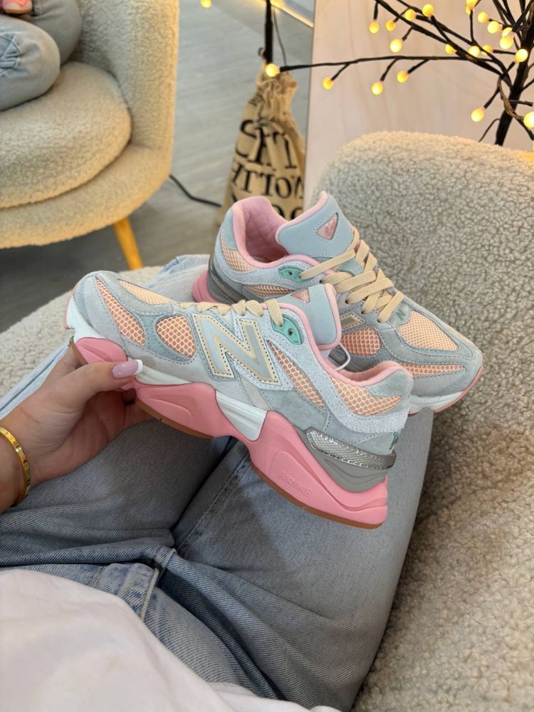 АКЦІЯ Кросівки New Balance 9060 Baby Shower у розмірах 36 - 40