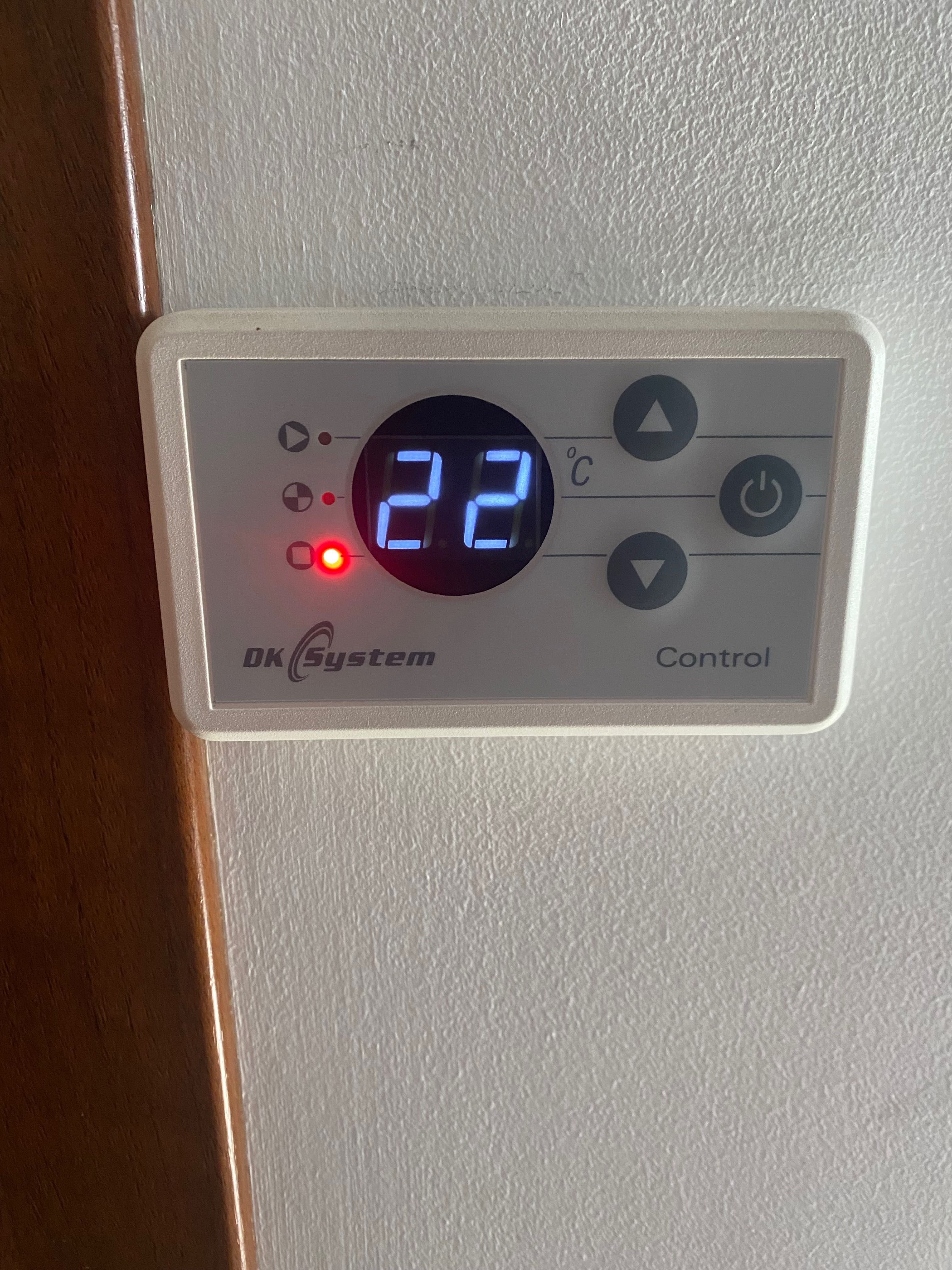 Kocioł Defro Optima Komfort Plus na paliwo stałe drzewo/węgiel 15Kw