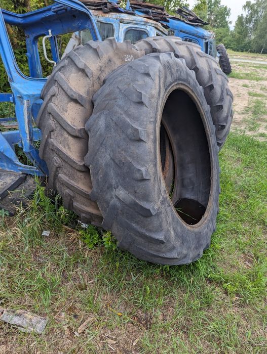 Диск Резина МТЗ ЮМЗ т40 Скат покришка колесо Камера ДУРНІ ПИТАННЯ МИМО