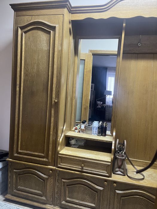 Продається прихожа