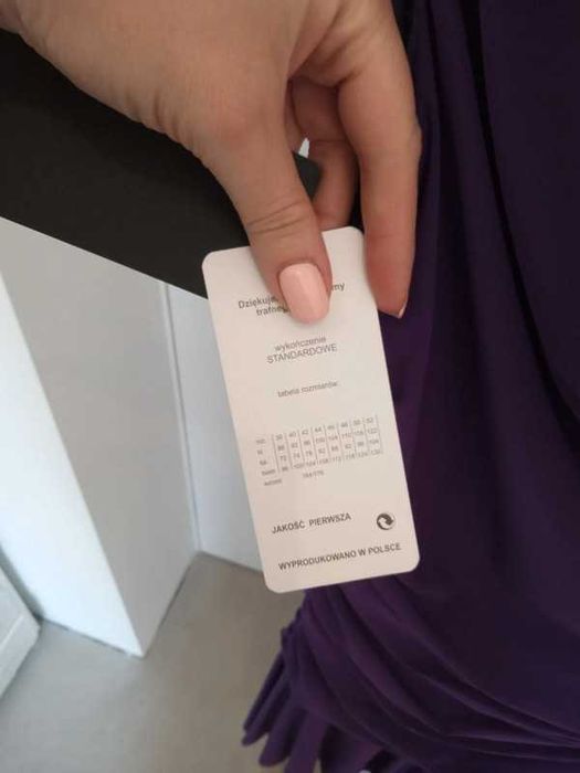 sukienka , jak kamuflaż długość przed kolana Nowa