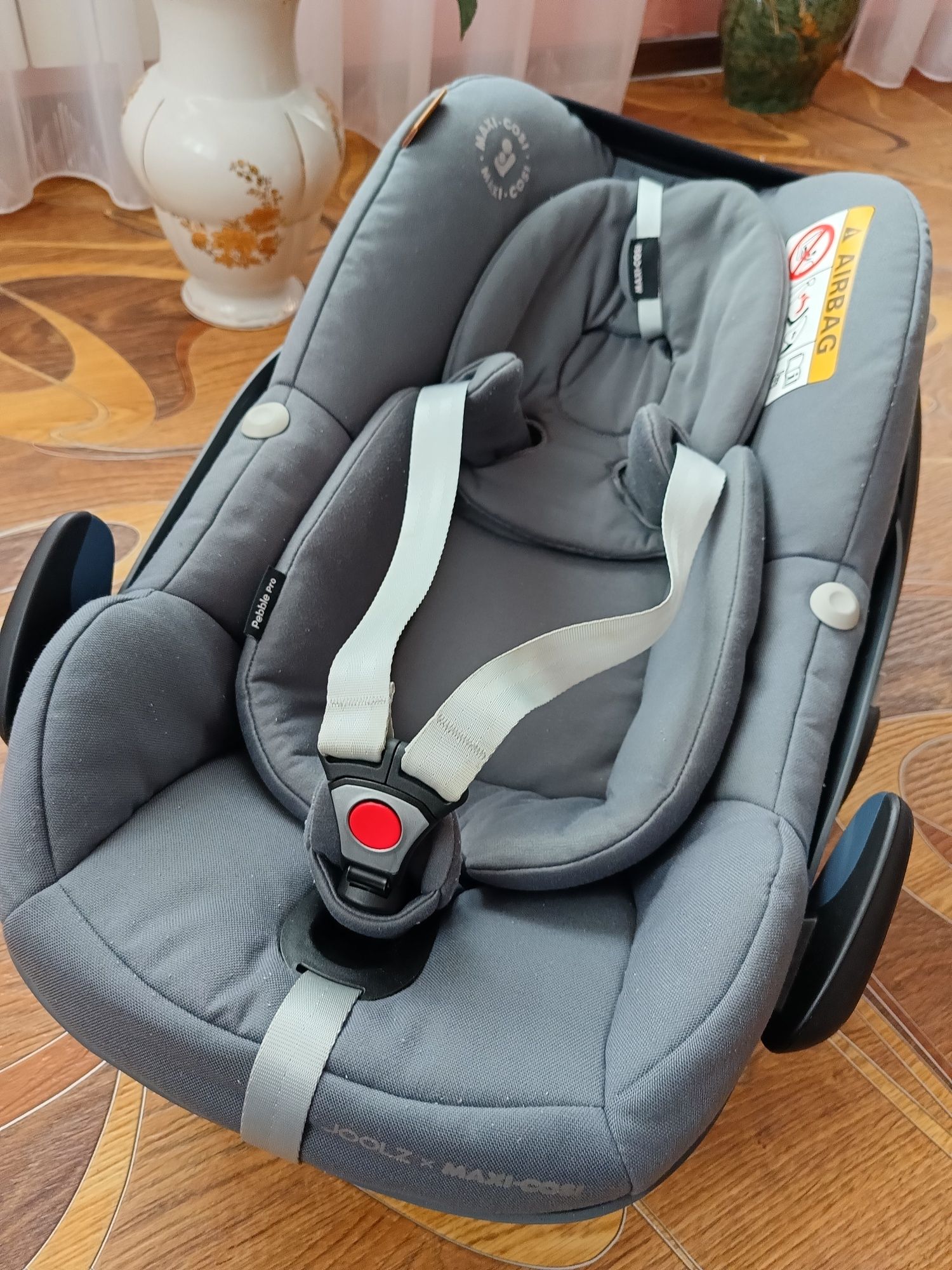 Автокрісло maxi cosi Pebble Pro (joolz)