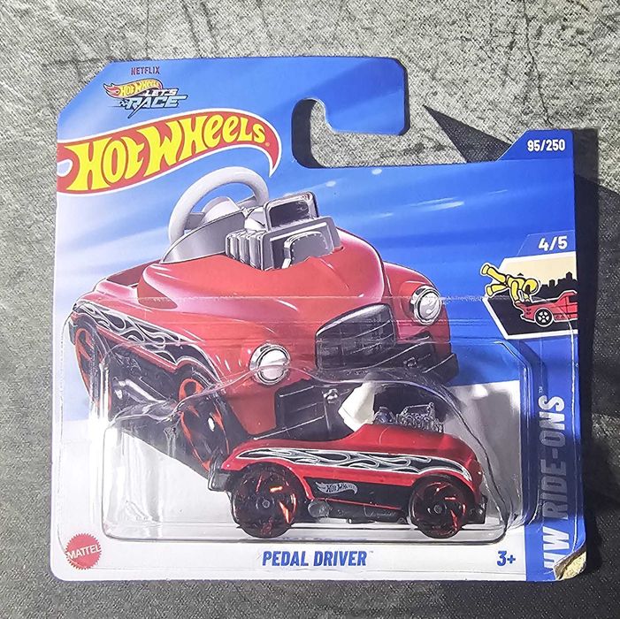 Hotwheels Pedal Driver (treasure hunter)