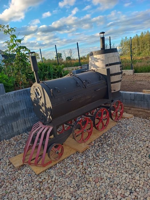 Grill Lokomotywa z wędzarnią