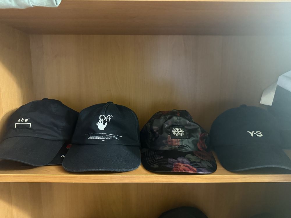кепка off white