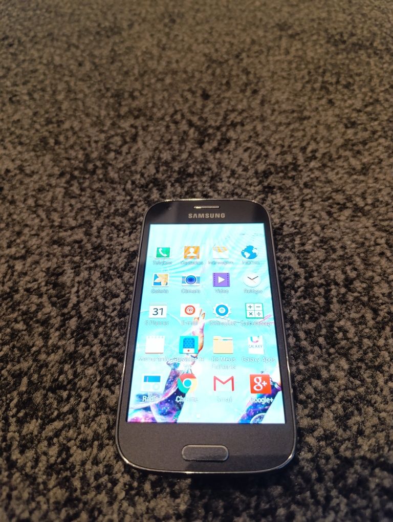Telemóvel Samsung Galaxy ACE 4
