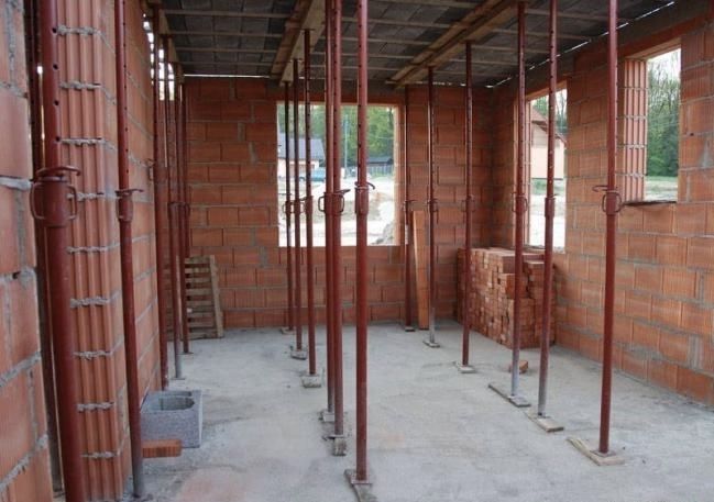 Stemple budowlane metalowe