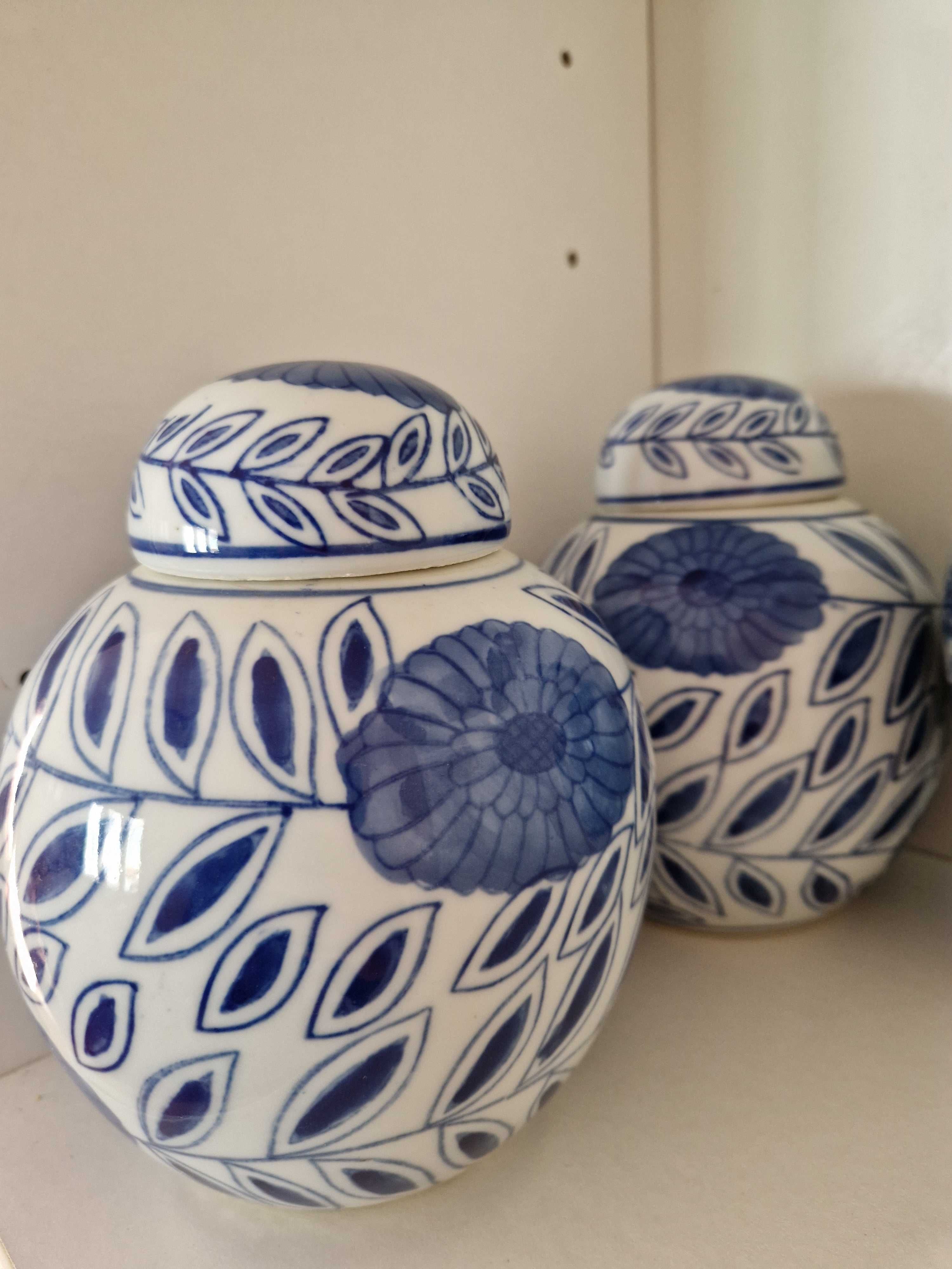 jarras azuis  porcelana
