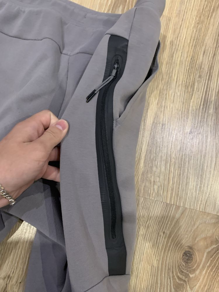 штаны nike tech fleece