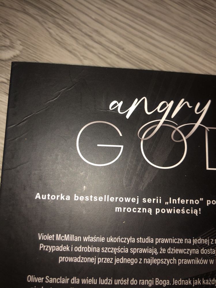 Książka angry god Julia brylewska