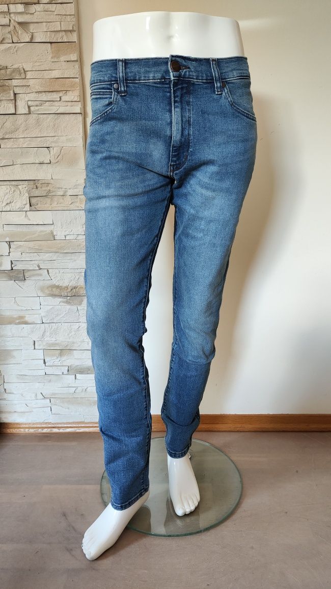 Wrangler Larston Blue Fever męskie jeansy jak rurki 33/34 jak 34/32