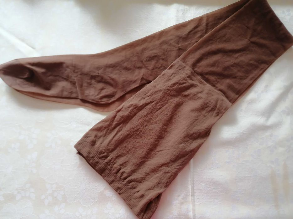 Rajstopy damskie kolor opalony.