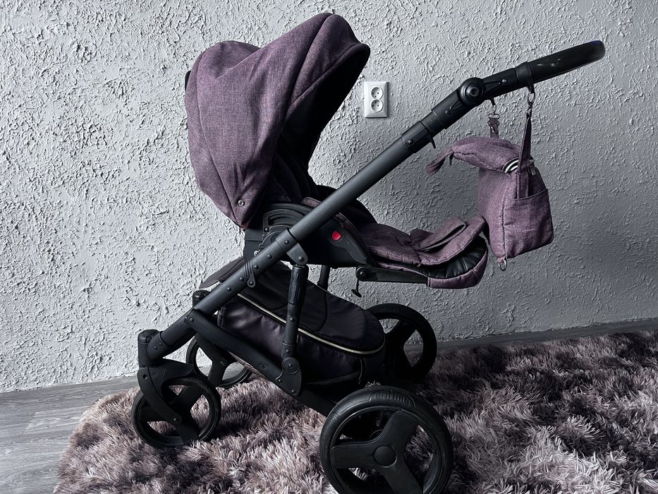 Дитячий візок та крісло гойдалка разом