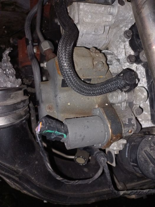 Pompa wtryskowa paliwowa ford mondeo mk4 smax galaxy volvo 2.0 tdci