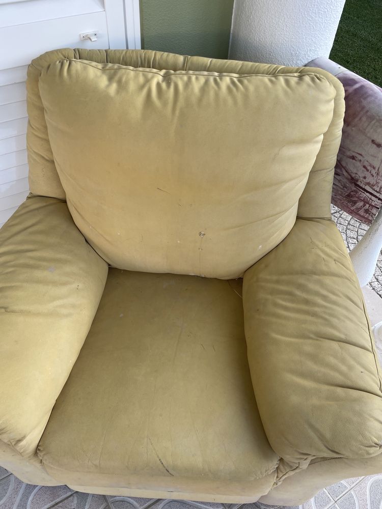 Sofá + poltronas