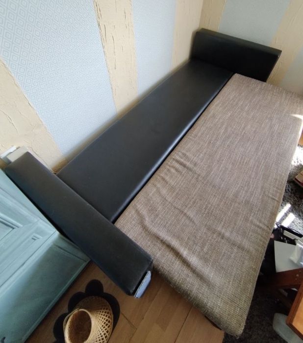 Rozkładana sofa z pojemnikiem  sofa do małego mieszkania 220x84