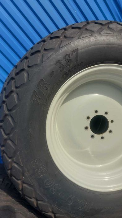 Koła = felgi + opony STEYR 4065S Kompakt