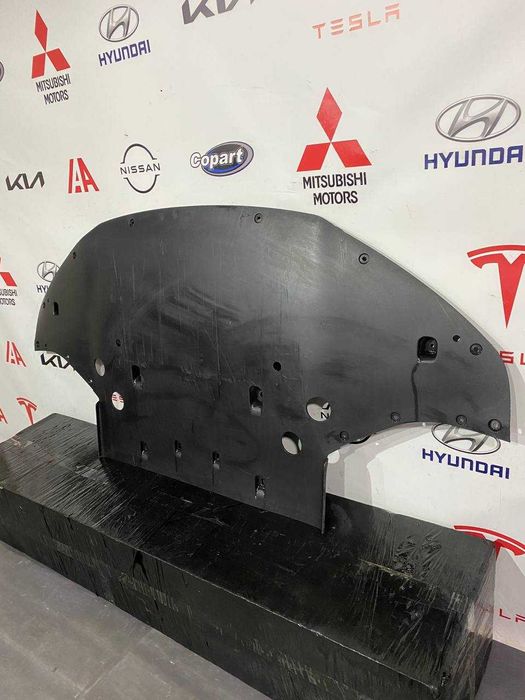 Захист переднього бамперу Tesla Model S 2016-2021 1056376-00-C