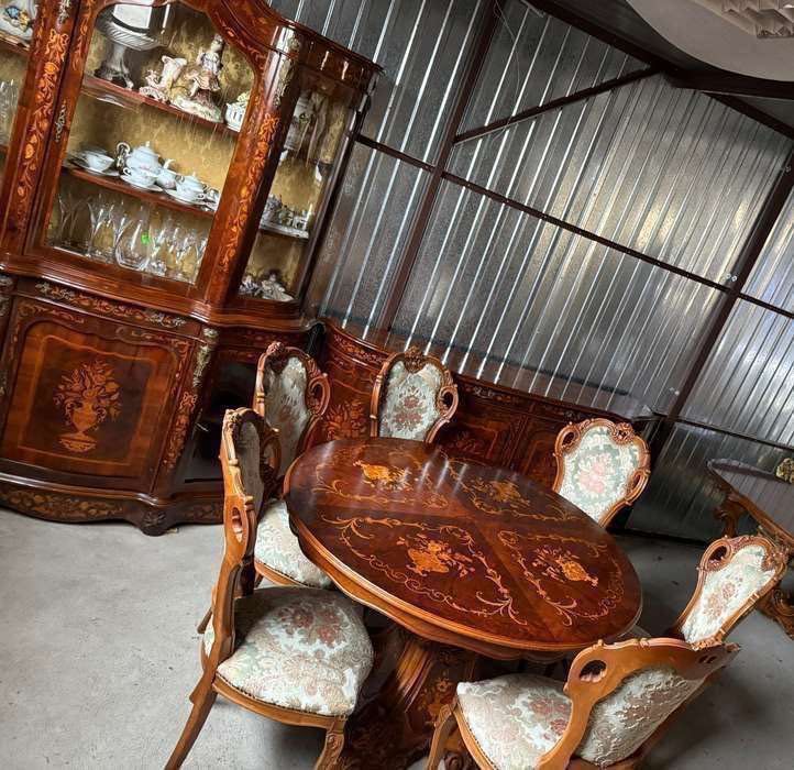 Ekskluzywny włoski intarsjowany zestaw mebli