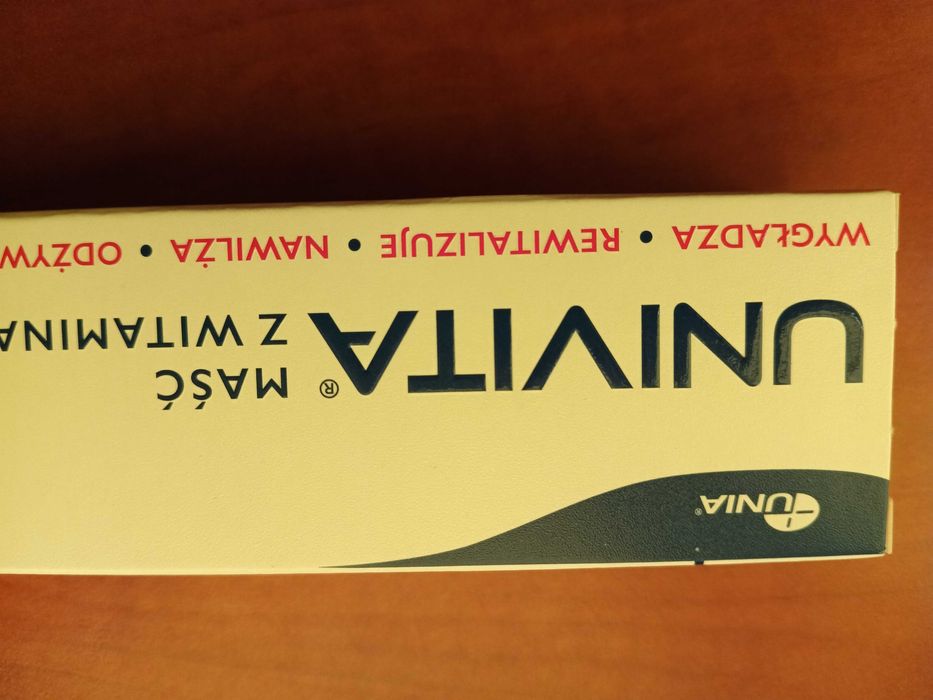 Univita, maść z witaminą A 30g nawilżenie i regeneracja skóry